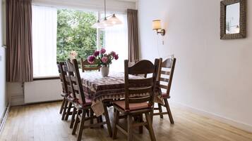 Dineren