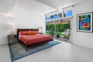 3 Schlafzimmer, Schreibtisch, Bügeleisen/Bügelbrett, kostenloses WLAN