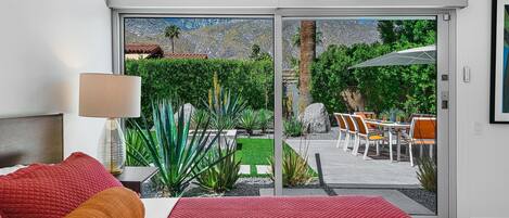 3 habitaciones, escritorio, tabla de planchar con plancha y wifi gratis