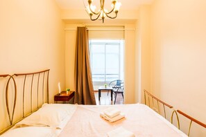 مكواة/لوح كي وواي فاي مجانًا وملاءات أسرّة