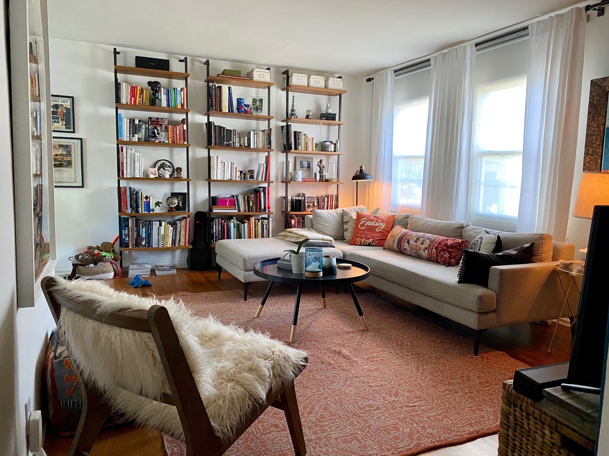 LA - Encino Sweet Long Term Stay Bungalow