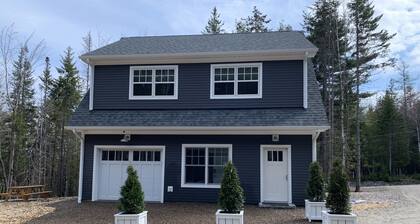 Acadia New Construction! 2nd Floor Apartment Close to Acadia, 2 Minutes from SWH