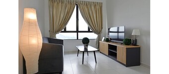 Deluxe 3BR Cozy Stay @ The Heights