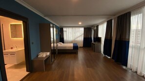 Standard Double Room | Premium bedding, minibar, in-room safe, blackout drapes - Bloom Hotel (Ankara)