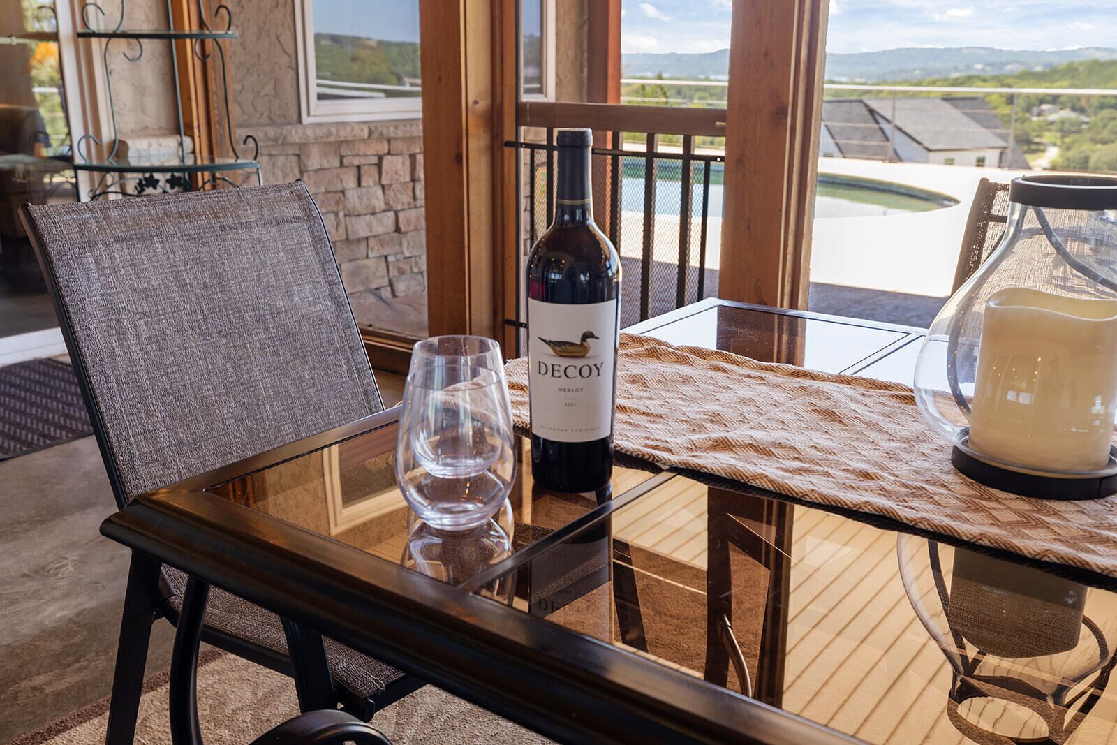 المنشأة من الداخل