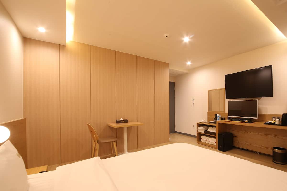 Doppia Deluxe | 1 camera, biancheria da letto di alta qualità, materassi a doppio strato