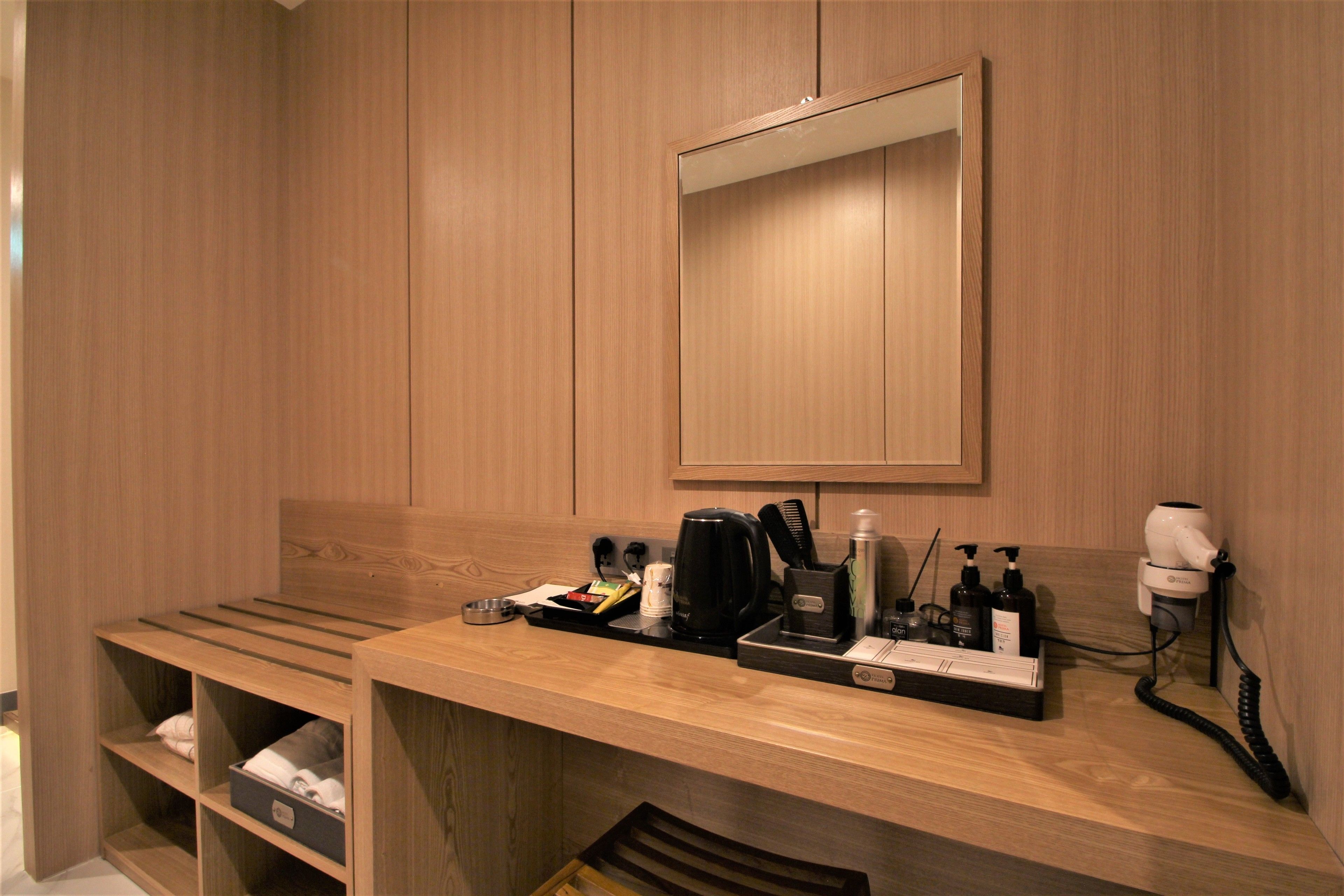 family suite (2) | premium bedding, pillow-top beds, individually decorated