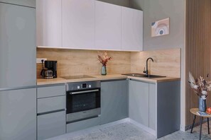 Fridge, oven, stovetop, dishwasher - Holiday apartment mit Klimaanlage und Balkon (Rabac)