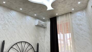 2 bedrooms, in-room safe, iron/ironing board, WiFi