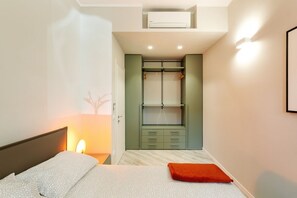 1 bedroom, iron/ironing board, WiFi