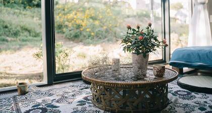 Komori - live greener, love deeper - Ta Van room