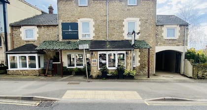 Mount Pleasant Hotel