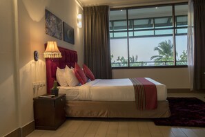 Superior Room, Balcony, Sea View | In-room safe, individually decorated, individually furnished, desk