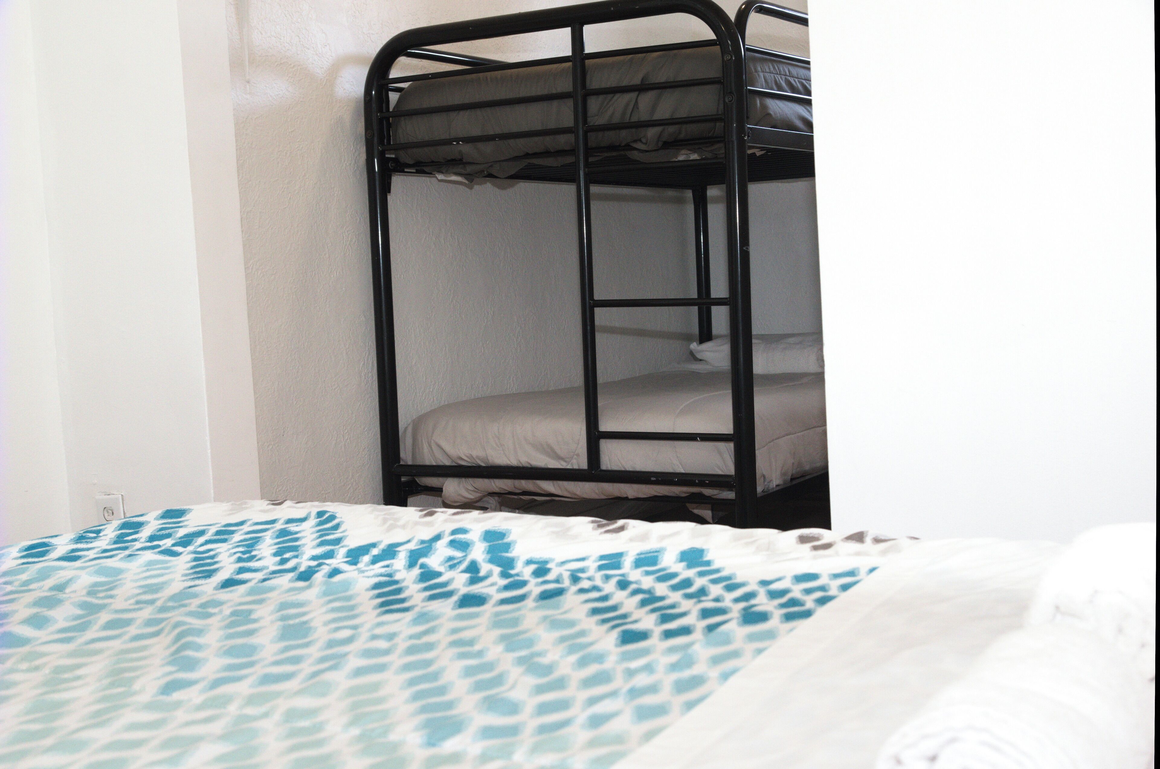 Photo - Hotel Mini Inc