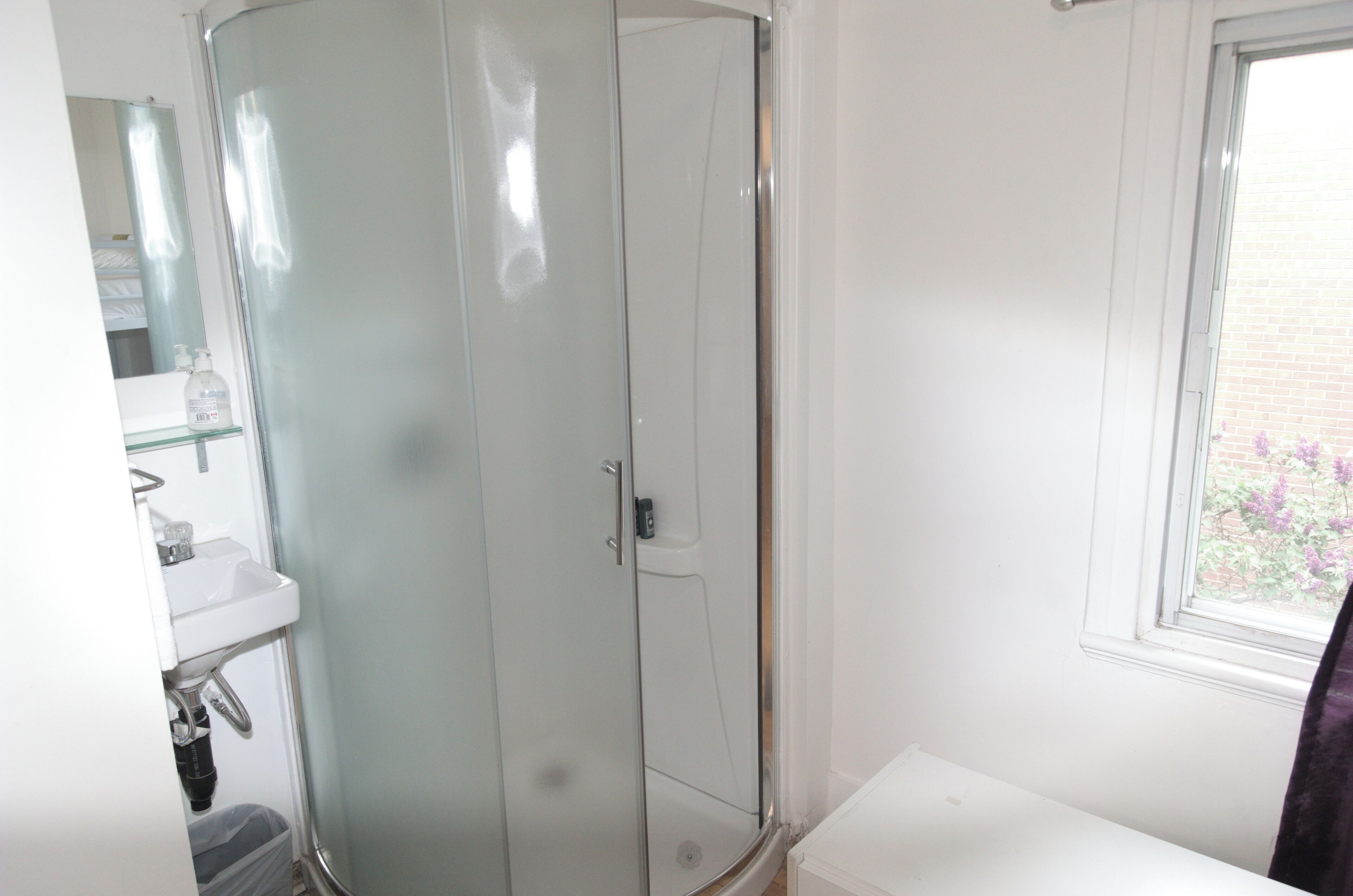 Photo - Hotel Mini Inc