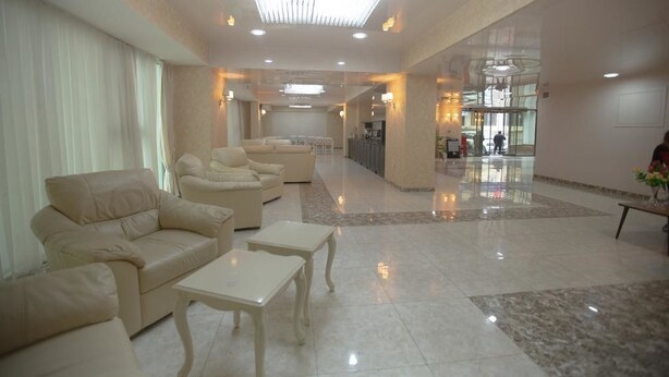 Interior entrance - CONTINENT HOTEL (Baku)