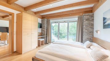 2 chambres, coffres-forts dans les chambres, Wi-Fi, draps fournis