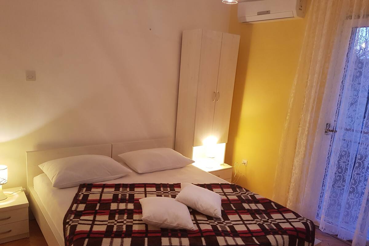 Classic Double or Twin Room, Garden View | Blackout drapes, soundproofing, WiFi (free), bed sheets