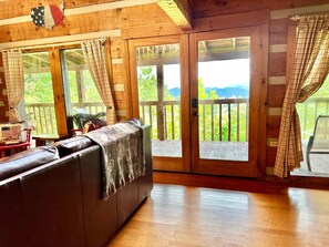 Smart TV, fireplace, DVD player