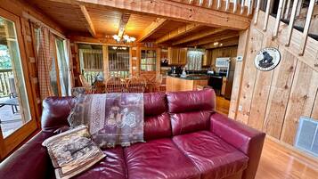 Smart TV, fireplace, DVD player