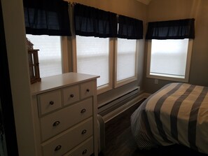 3 soverom, strykejern/-brett, wi-fi (inkludert) og sengetøy