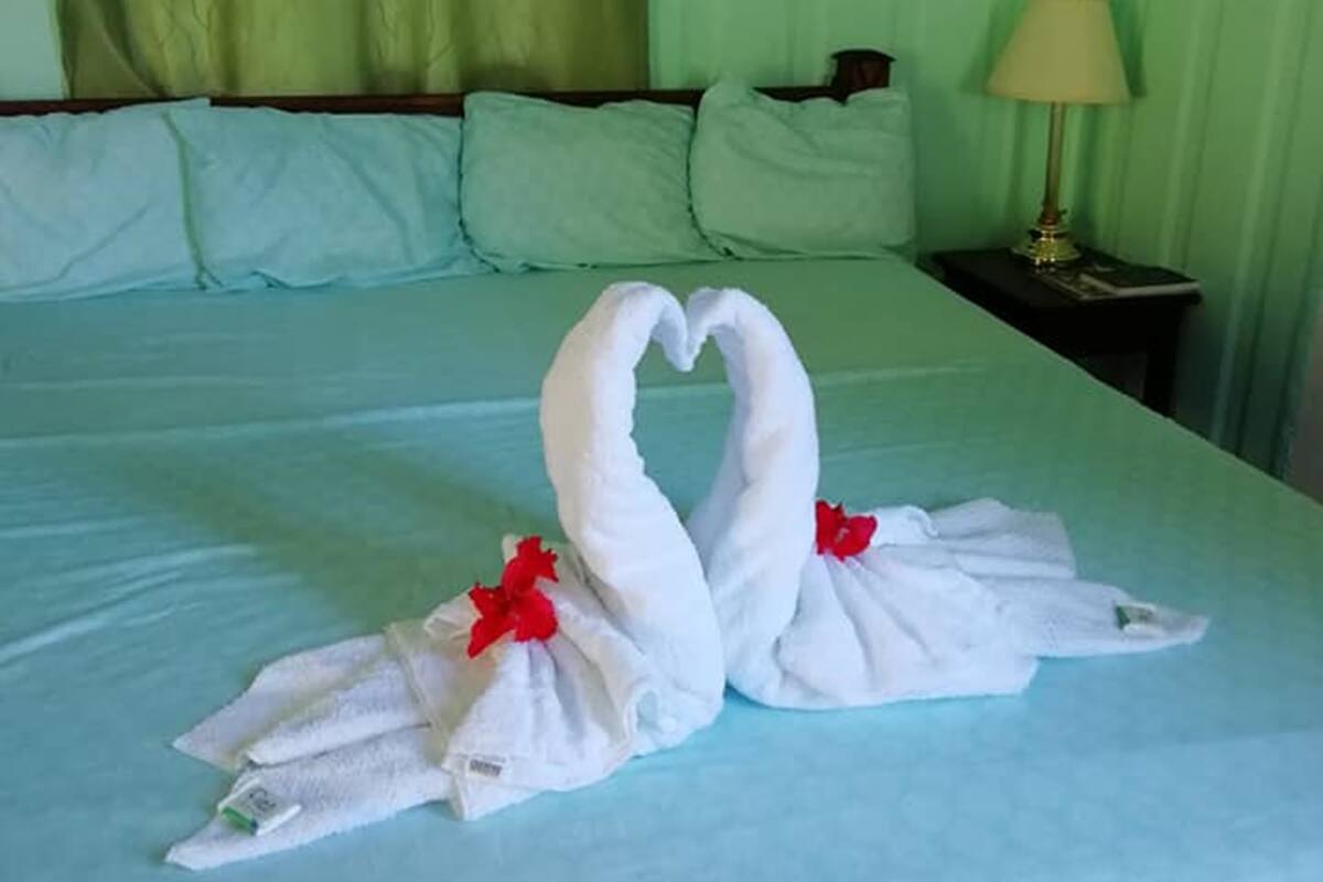 Individually furnished, free WiFi, bed sheets