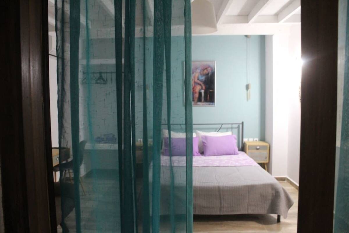 Studio, Ground Floor