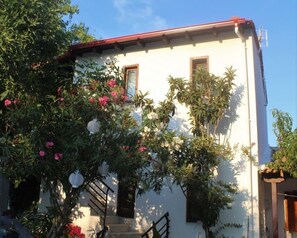 Interior - Fig Suites (Sithonia)