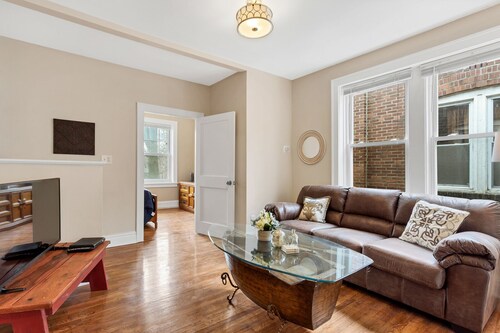 Luxury Condo down the street from Tower Grove Park