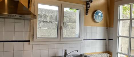 Fridge, microwave, dishwasher