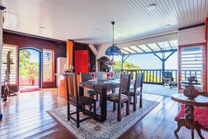Outdoor dining - Gite Orchidée (Deshaies)