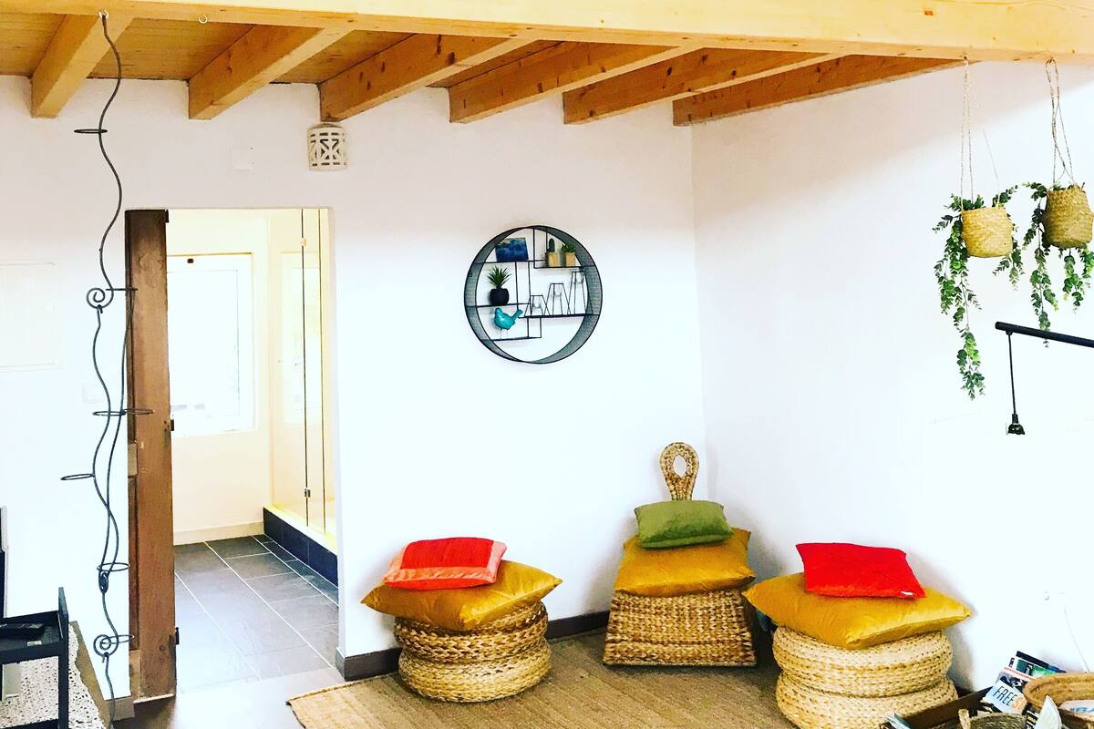 Design Studio Suite | Living area