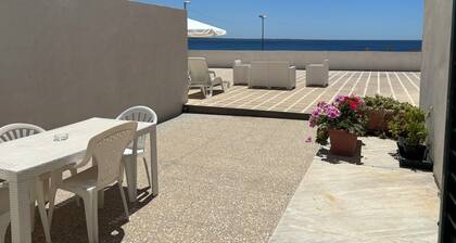 The Casa delle Zie in Gallipoli, in the center with a beautiful sea view