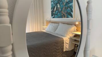 2 Schlafzimmer, BĂŒgeleisen/BĂŒgelbrett, kostenloses WLAN, BettwĂ€sche