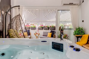 Interior - Apartment with jacuzzi - Split (Split)