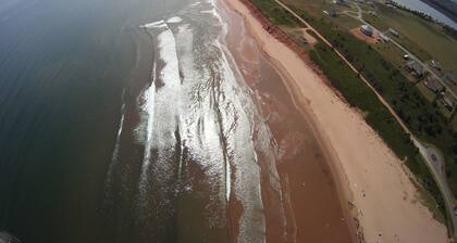 Condo 2 Bdrm Ocean / Beach Front Rotating!
