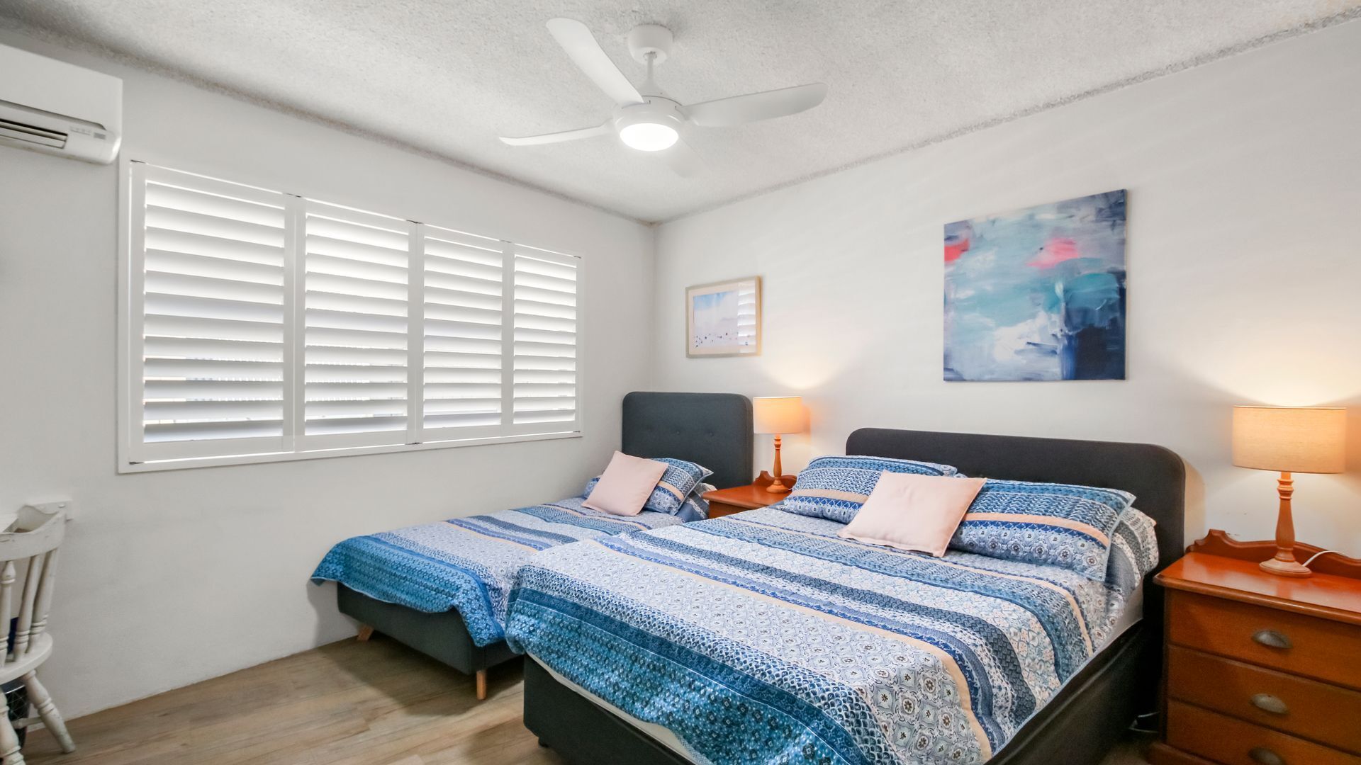 2 bedrooms, iron/ironing board, free WiFi, bed sheets