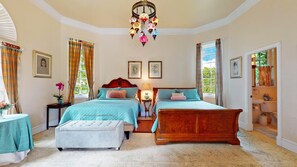 8 bedrooms, desk, iron/ironing board, travel cot