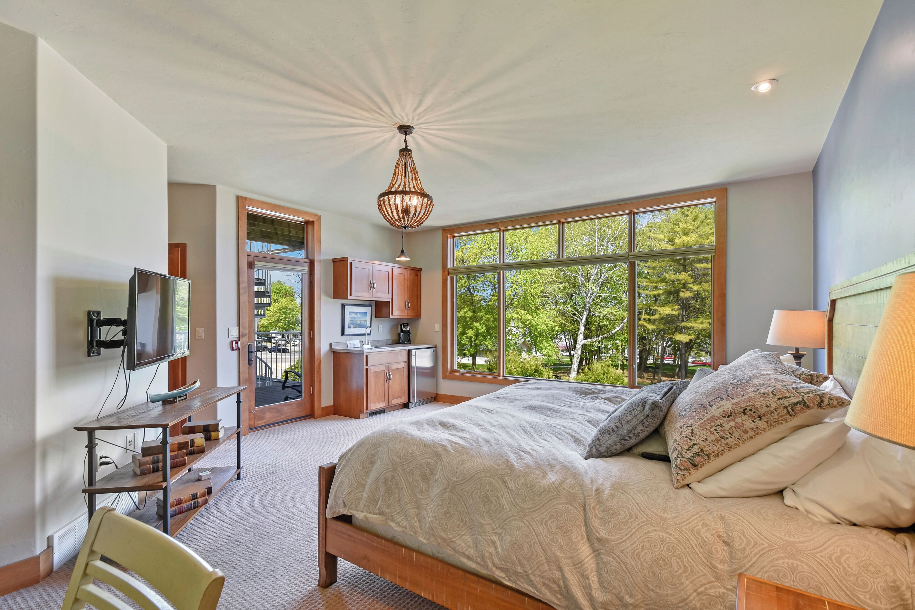 3 chambres, fer et planche à repasser, Wi-Fi, draps fournis