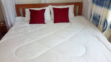 1 chambre, fer et planche à repasser, Wi-Fi, draps fournis