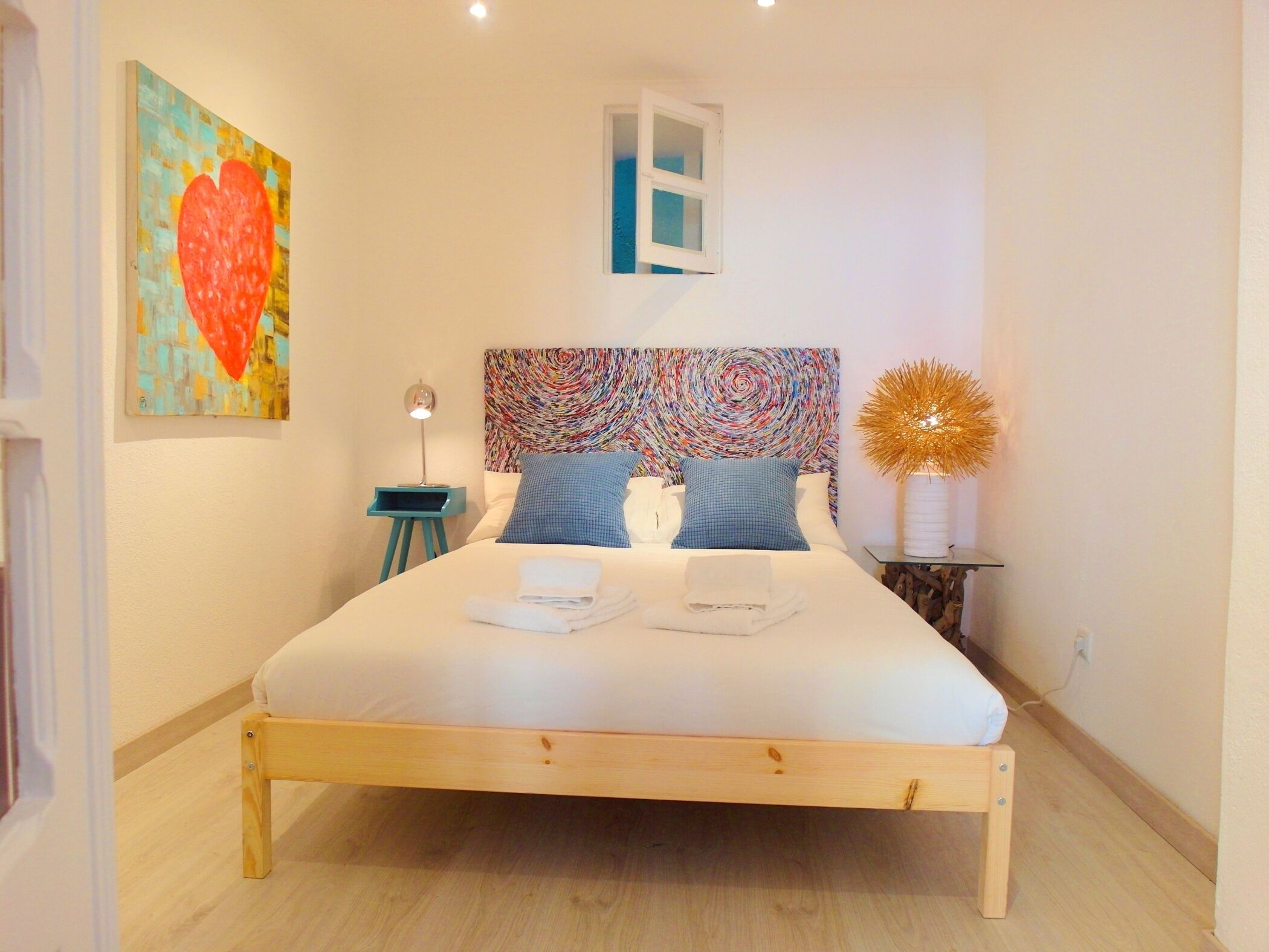 1 bedroom, iron/ironing board, internet, bed sheets