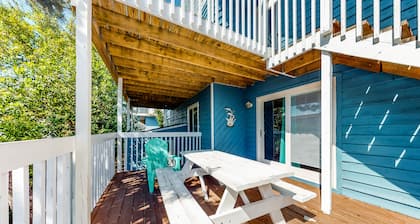 Three-Building, Waterfront Property w/ Bay Views, Decks, & Full Kitchens