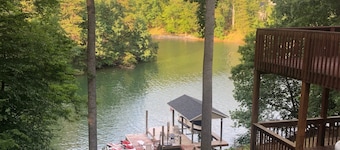Waterfront-Large Dock-Quiet Cove- Minutes to Drifters-Bridgewater Marina