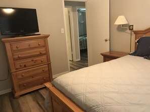 3 quartos, Wi-Fi de cortesia, roupa de cama