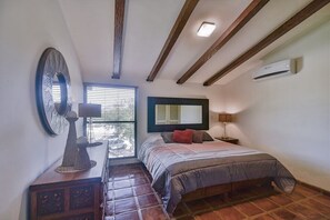 2 habitaciones, wifi gratis y ropa de cama