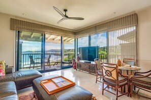 TV - KBV 20B3  Elegant 1BD Oceanfront Luxury (Lahaina)