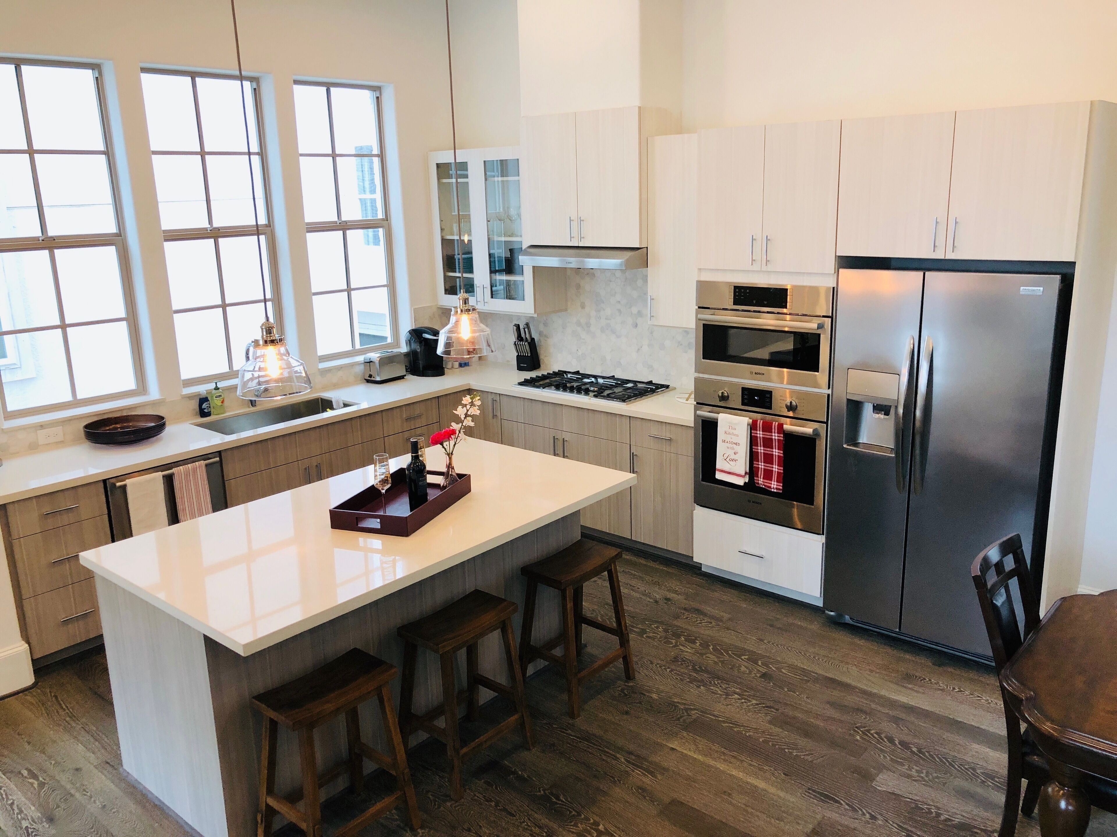 Gather in Spacious Downtown Houston Home