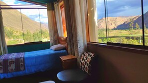 4 bedrooms, iron/ironing board, free WiFi, bed sheets - Beautiful House in the Heart of Sacred Valley. (Urubamba)