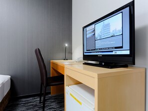 Television - Business Hotel Sun Palace (Tokyo)