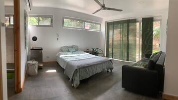 Rumah Keluarga, 2 kamar tidur, Bebas Asap Rokok | Wi-Fi gratis dan seprai linen